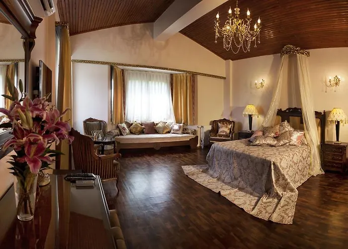 Koeyuem Konak Hotel מלון איזמיר